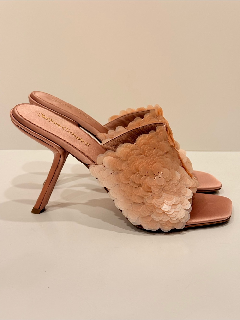 NWOB Jeffrey Campbell Rose Gold Sequin Blush Satin Slide Heels Size 10 Sample - Picture 4 of 14